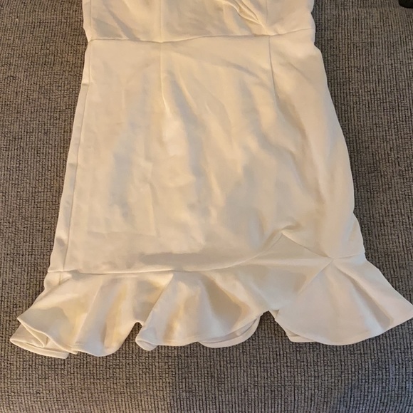 Hello Molly (brand Angel Biba) Carrying Your Love White Off-the-Shoulder Dress - Picture 4 of 8